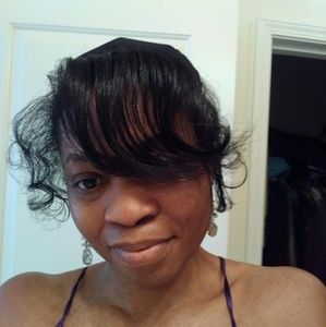 Meet your Posher, Cierra